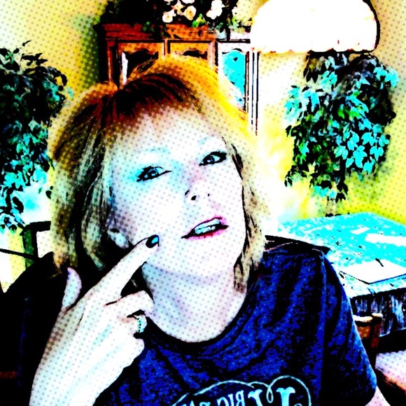 Meet your Posher, Suz - Picture 5 of 16